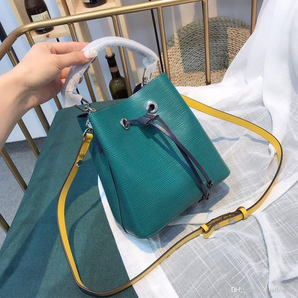 new solid water ripple bucket женщины сумки микрофибры посыльного кожи сумки на ремне, малахитовый зеленый кожа холст авоськами
new solid water ripple bucket женщины сумки микрофибры посыльного кожи сумки на ремне, малахитовый зеленый кожа холст авоськами
