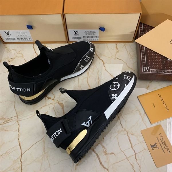 2020 new fq6 high-quality men's and women's casual sports shoes leather shoes couple models, fashionable wild flat shoes, box numb
2020 new fq6 high-quality men's and women's casual sports shoes leather shoes couple models, fashionable wild flat shoes, box numb
