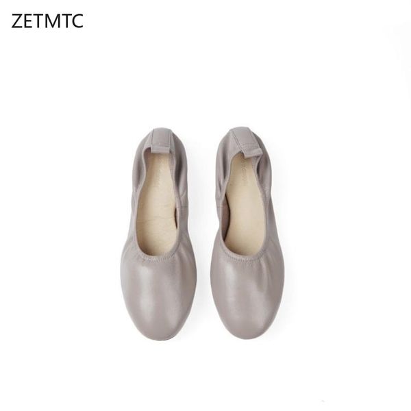women shoes flat 2020 spring round toe slip-on loafers shoes women fashion sweet rubber genuine leather pleated elastic band, Black
women shoes flat 2020 spring round toe slip-on loafers shoes women fashion sweet rubber genuine leather pleated elastic band, Black