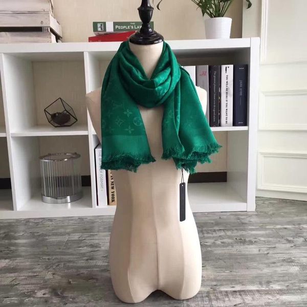 2019 fashion autumn and winter brand silk scarves timeless classic, super long shawl fashion women's soft silk scarves 140-140, Blue;gray
2019 fashion autumn and winter brand silk scarves timeless classic, super long shawl fashion women's soft silk scarves 140-140, Blue;gray