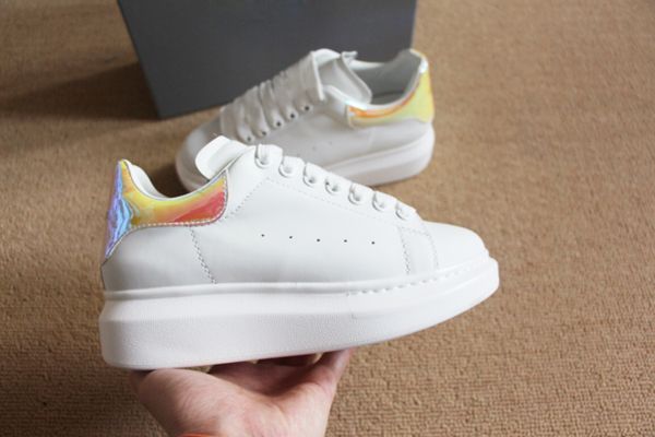 new brand classic designer men women fashion white leather low sports sneakers flat shoes new shoes mens quality, Black
new brand classic designer men women fashion white leather low sports sneakers flat shoes new shoes mens quality, Black