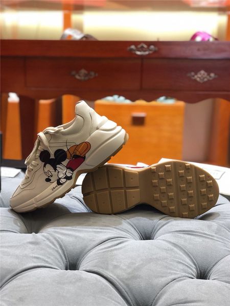 basketball sneakers casual shoes men woman lightweight comfortable breathable couple sneakers zapatos skateboarding shoes p1, Red;white
basketball sneakers casual shoes men woman lightweight comfortable breathable couple sneakers zapatos skateboarding shoes p1, Red;white