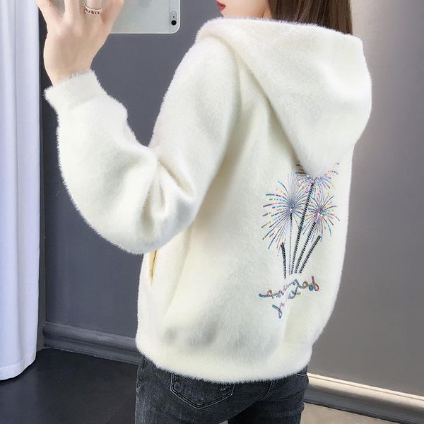 cashmere women fur coat 2019 faux fur soft coat women autumn short warm jacket female fluffy teddy winter outwear, Black
cashmere women fur coat 2019 faux fur soft coat women autumn short warm jacket female fluffy teddy winter outwear, Black