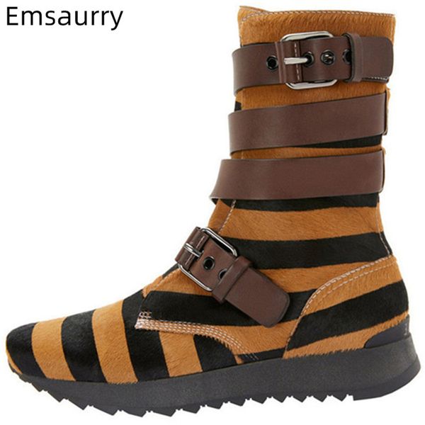 2019 new coming horse hair boots woman round toe cross buckle women footwear flat heel gingham pattern woman boots mujer bottes, Black
2019 new coming horse hair boots woman round toe cross buckle women footwear flat heel gingham pattern woman boots mujer bottes, Black