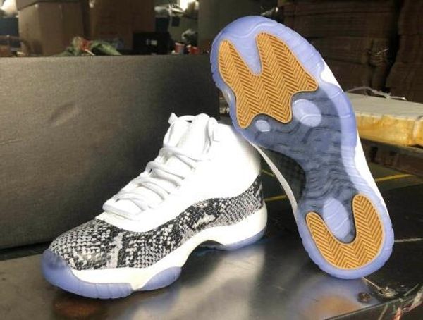 2020 new arrival 11s low high white black snake skin leather meshes outdoor shoes shoes size 40-47
2020 new arrival 11s low high white black snake skin leather meshes outdoor shoes shoes size 40-47