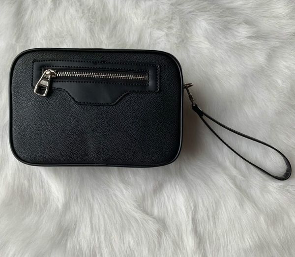 2019 new designer fashion men travel toilet pouch women cosmetic organizer make up bag famous classical brand toiletry bag
2019 new designer fashion men travel toilet pouch women cosmetic organizer make up bag famous classical brand toiletry bag