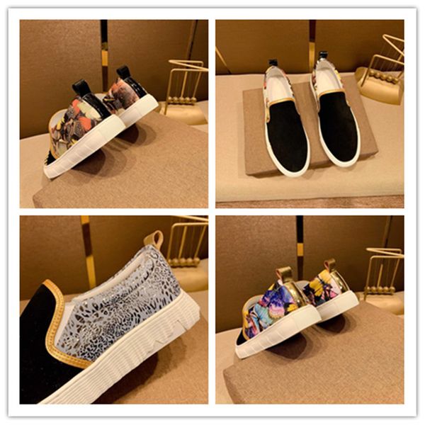 the classic design of the 2020 explosive series of casual men's shoes adopts imported matte leather electric embroidery wear-resistant, Black
the classic design of the 2020 explosive series of casual men's shoes adopts imported matte leather electric embroidery wear-resistant, Black