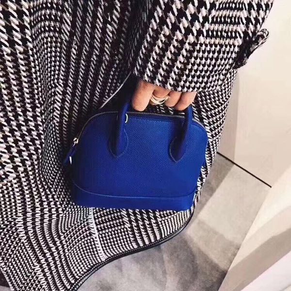 classic fashion women handbags selling lady small shell shoulder bags with stripe lady messenger bag crossbody girl handbags purse hot
classic fashion women handbags selling lady small shell shoulder bags with stripe lady messenger bag crossbody girl handbags purse hot