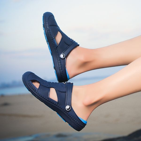 dudeli new arrival men summer sandals beach slipper breathable water sandals male gardening shoe hollow out beach slippers, Black
dudeli new arrival men summer sandals beach slipper breathable water sandals male gardening shoe hollow out beach slippers, Black