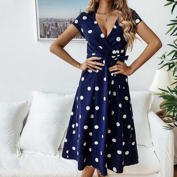 vintage women dress v neck print polka-dot summer long maxi boho dress plus size casual lady female vestido festa 2019, Black;gray
vintage women dress v neck print polka-dot summer long maxi boho dress plus size casual lady female vestido festa 2019, Black;gray