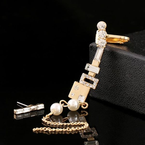 zldyou 2pcs/set fashion jewelry women ear cuff crystal gold silver plated zircon earcuffs white imitation pearls clips earring
zldyou 2pcs/set fashion jewelry women ear cuff crystal gold silver plated zircon earcuffs white imitation pearls clips earring