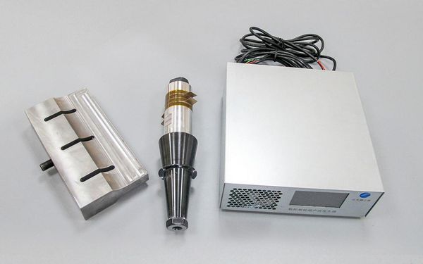 3000w 15k ultrasonic welding use for mask machine
3000w 15k ultrasonic welding use for mask machine