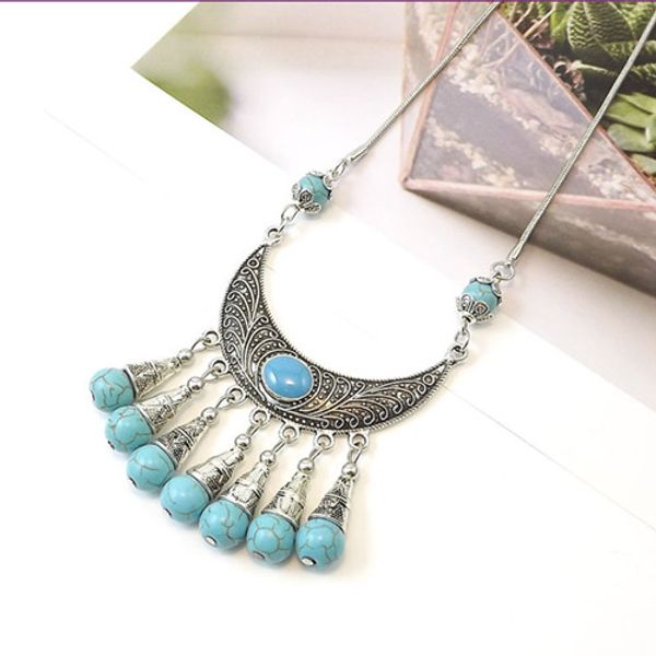 wholesale 10 pcs silver plated crescent moon green turquoise stone pendant link chain necklace classic style jewelry
wholesale 10 pcs silver plated crescent moon green turquoise stone pendant link chain necklace classic style jewelry