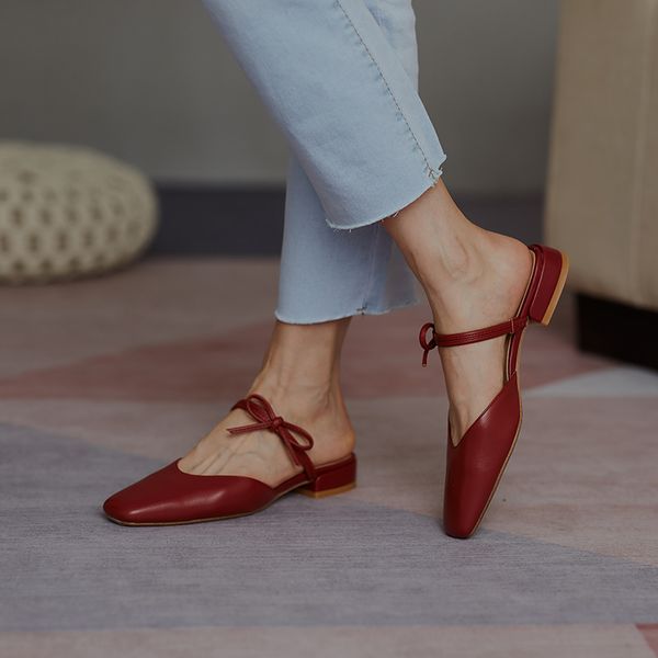 summer 2020 new fashion square head sandals leather thick heel sandals half slippers baotou wild bow women shoes z827, Black
summer 2020 new fashion square head sandals leather thick heel sandals half slippers baotou wild bow women shoes z827, Black