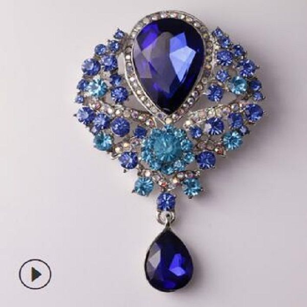 foreign trade korean version of the creative brooch high-end custom alloy women's brooch buckle diamond drop jewelry factory direct sal, Gray
foreign trade korean version of the creative brooch high-end custom alloy women's brooch buckle diamond drop jewelry factory direct sal, Gray