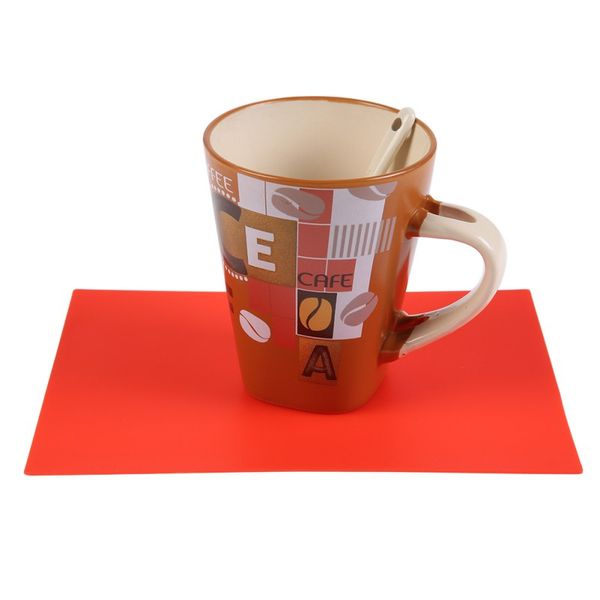 silicone dining table placemat kitchen tool tableware to prevent the pad baking coffee place mat 1pc
silicone dining table placemat kitchen tool tableware to prevent the pad baking coffee place mat 1pc