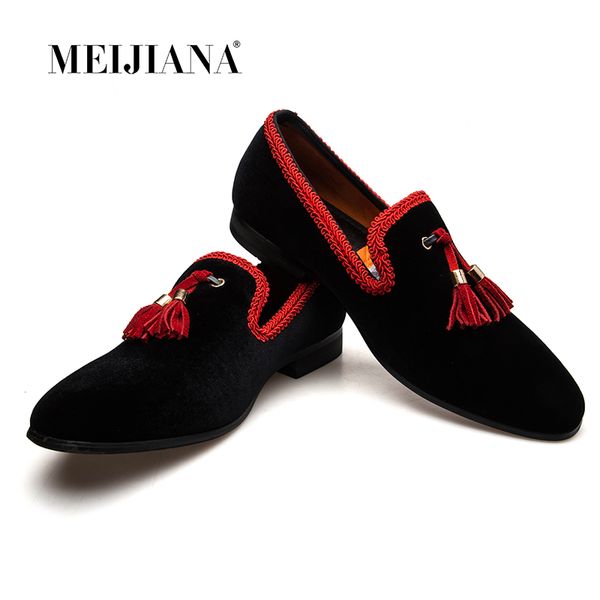 meijiana 2019 new men's loafers moccasins slip on chinese style leather casual shoes male black/red flats
meijiana 2019 new men's loafers moccasins slip on chinese style leather casual shoes male black/red flats