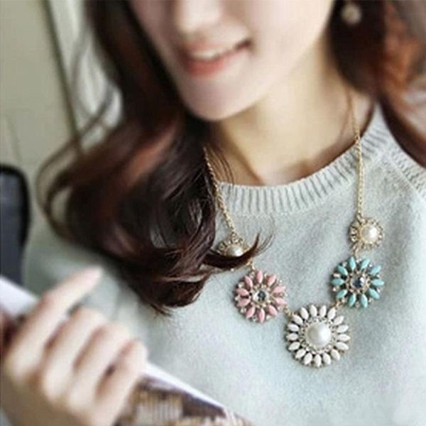 festival decoration flower shape alloy gift retro daily charming accessory short women necklace, Silver
festival decoration flower shape alloy gift retro daily charming accessory short women necklace, Silver