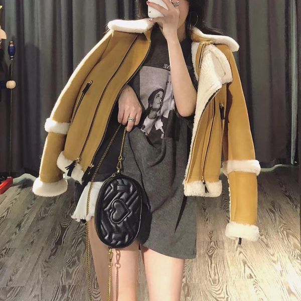 real fur coat women winter 2019 new fashion luxury real merino sheep fur-in-one coat genuine leahter jacket, Black
real fur coat women winter 2019 new fashion luxury real merino sheep fur-in-one coat genuine leahter jacket, Black