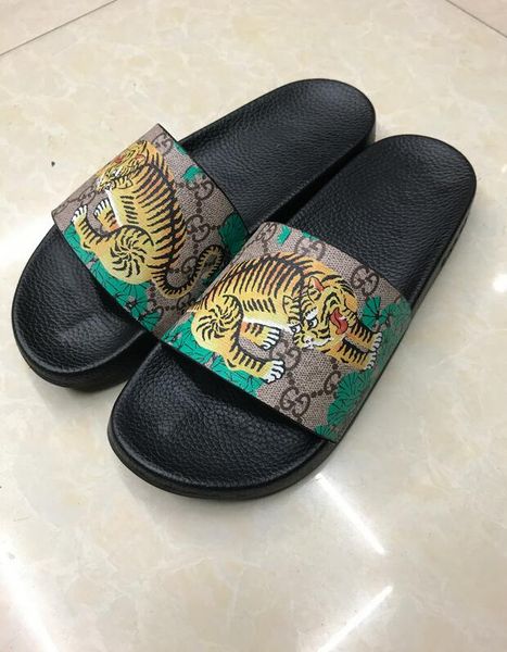 rubber slide sandal floral brocade men slipper gear bottoms flip flops women striped beach causal slipper us6-12 077, Black
rubber slide sandal floral brocade men slipper gear bottoms flip flops women striped beach causal slipper us6-12 077, Black