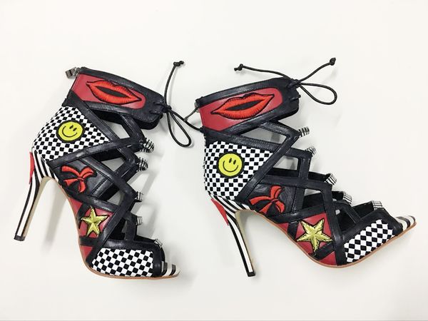 2019 ladies sheepskin leather smile star high heel sandals shoes peep-toe zipper boots sandals wedding party black 34-43 02
2019 ladies sheepskin leather smile star high heel sandals shoes peep-toe zipper boots sandals wedding party black 34-43 02