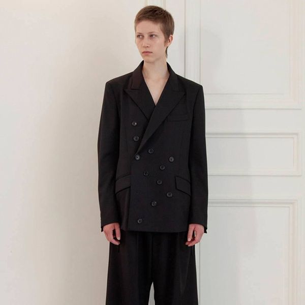 men's suits & blazers s-6xl 2021 suit casual style with many buttons irregular and loose double - breasted, White;black
men's suits & blazers s-6xl 2021 suit casual style with many buttons irregular and loose double - breasted, White;black