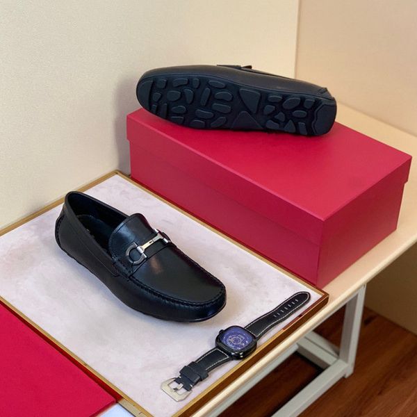 19ss designer men formal shoes business casual shoes men dress office luxury shoes male breathable oxfords, Black
19ss designer men formal shoes business casual shoes men dress office luxury shoes male breathable oxfords, Black