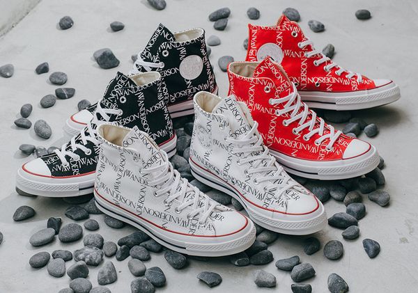 2019 j.w.anderson x new 1970s star all high classic canvas shoes skateboard sneakers men women designer casual shoes size 35-44
2019 j.w.anderson x new 1970s star all high classic canvas shoes skateboard sneakers men women designer casual shoes size 35-44