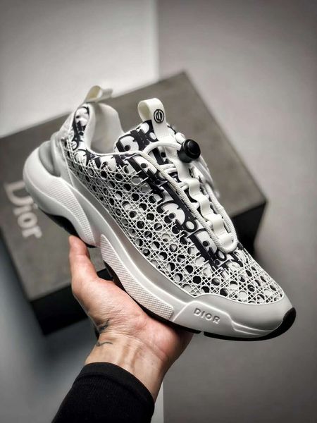19 trainer neaker d monogram luxuriou brand man lace up neaker fa hion men trainer de igner outdoor ca ual mountain climbing hoe, Black
19 trainer neaker d monogram luxuriou brand man lace up neaker fa hion men trainer de igner outdoor ca ual mountain climbing hoe, Black