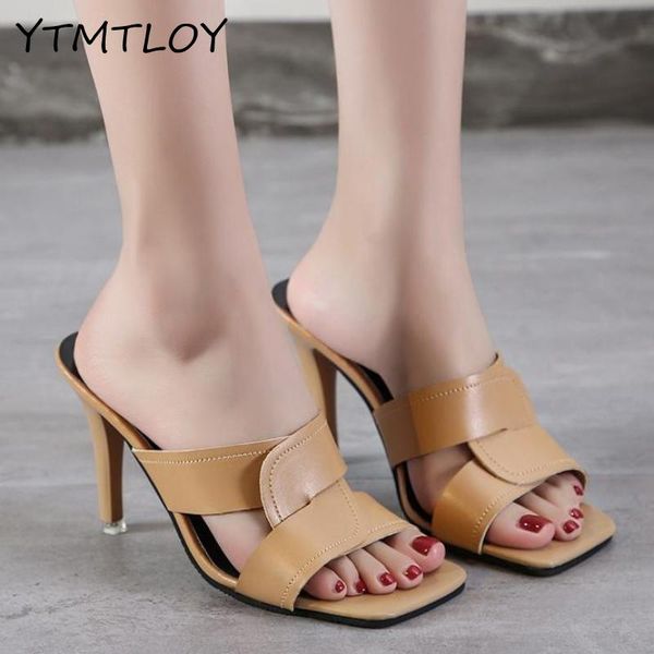 women slippers summer slides fashion patent leather open toe casual shoes beach flip flops size 35-44 pantuflas de mujer, Black
women slippers summer slides fashion patent leather open toe casual shoes beach flip flops size 35-44 pantuflas de mujer, Black