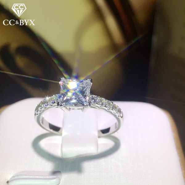 женщины кольца серебро 925 цирконий площади каменная свадьба обручальное люкс bijoux простые ladies jewelry перевозка груза падения 631, Slivery;golden
женщины кольца серебро 925 цирконий площади каменная свадьба обручальное люкс bijoux простые ladies jewelry перевозка груза падения 631, Slivery;golden