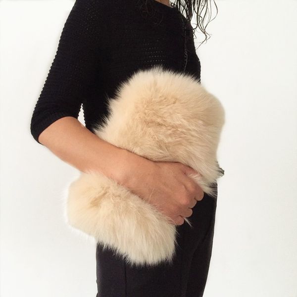 real fur bag fur chain shoulder bag for women warm clutch multicolor ladies luxury evening clutches 2019 winter new
real fur bag fur chain shoulder bag for women warm clutch multicolor ladies luxury evening clutches 2019 winter new