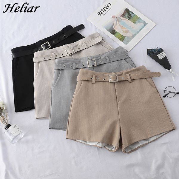 heliar 2019 spring women high waist shorts casual western style straight outwear suit shorts women short pants with sashes, White;black
heliar 2019 spring women high waist shorts casual western style straight outwear suit shorts women short pants with sashes, White;black