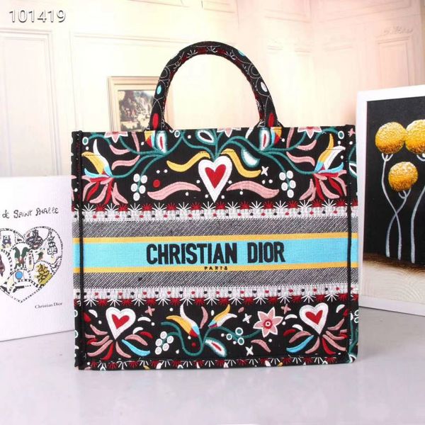 women reusable handbags Bag 2019 New Pattern Portable Small Square Package Messenger Badge Chain Packet crossbody purses sling#020
women reusable handbags Bag 2019 New Pattern Portable Small Square Package Messenger Badge Chain Packet crossbody purses sling#020