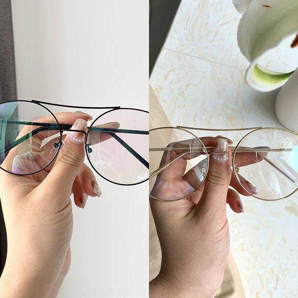 x4ppd 2020 artistic oval frame and wo fashionable gold-rimmed plain 2020 artistic oval glasses frame men's and women's fashionable, Silver
x4ppd 2020 artistic oval frame and wo fashionable gold-rimmed plain 2020 artistic oval glasses frame men's and women's fashionable, Silver