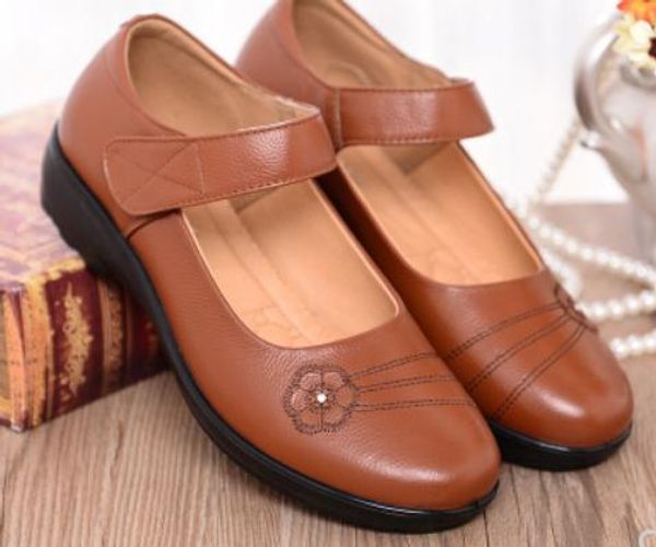 2019 women's shoes in spring and autumn with new style low heel round head mother shoes #78999, Black
2019 women's shoes in spring and autumn with new style low heel round head mother shoes #78999, Black