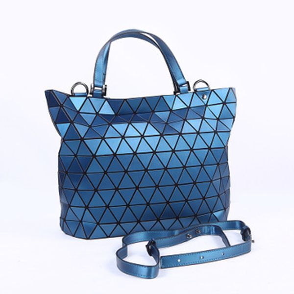 the est brand recommended ladies fashion print handbags designer bee lock shoulder bag commuter bag ing
the est brand recommended ladies fashion print handbags designer bee lock shoulder bag commuter bag ing