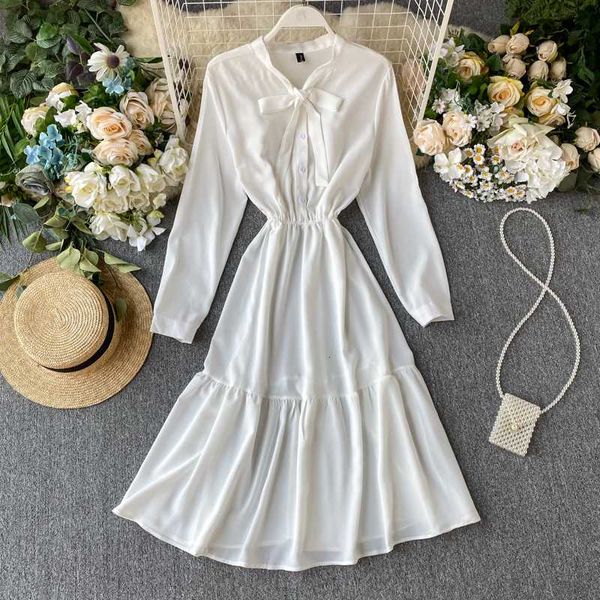 chiffon casual a-line solid women dress vouge v-neck button lantern sleeve dresses spring empire mid-calf vestidos cute clothing, Black;gray
chiffon casual a-line solid women dress vouge v-neck button lantern sleeve dresses spring empire mid-calf vestidos cute clothing, Black;gray