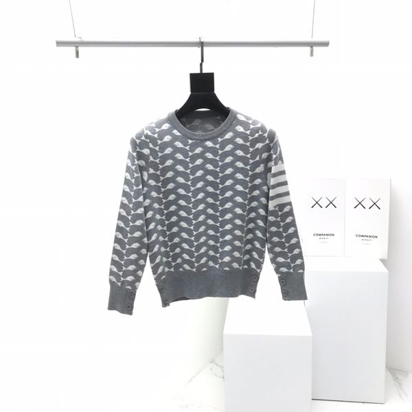 2019 women sweater pullover striped printing autumn winter knitting blouses female pull femme luxury women designer sweaters plus size s-l, White;black
2019 women sweater pullover striped printing autumn winter knitting blouses female pull femme luxury women designer sweaters plus size s-l, White;black