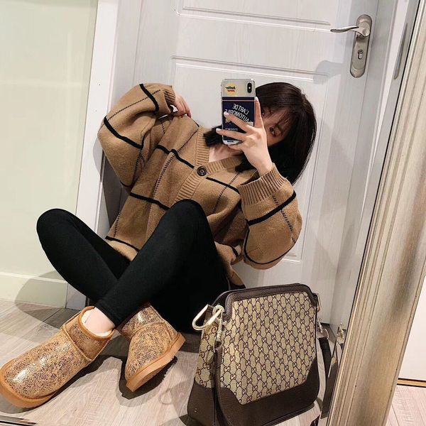 female snow boots short tube fur one retro flat bottom non-slip wear student short boots cotton shoes thick warm ng, Black
female snow boots short tube fur one retro flat bottom non-slip wear student short boots cotton shoes thick warm ng, Black