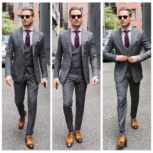 gray slim fitted wedding tuxedos for peaked lapel men groomsmen suits three pieces prom formal business suit(jacket+vest+pants, Black;gray
gray slim fitted wedding tuxedos for peaked lapel men groomsmen suits three pieces prom formal business suit(jacket+vest+pants, Black;gray