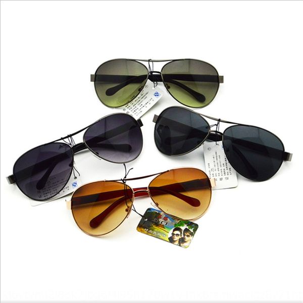 classic goggles pilot sun glasses men's tide metal goggles riding driver glasses large frame, Silver
classic goggles pilot sun glasses men's tide metal goggles riding driver glasses large frame, Silver