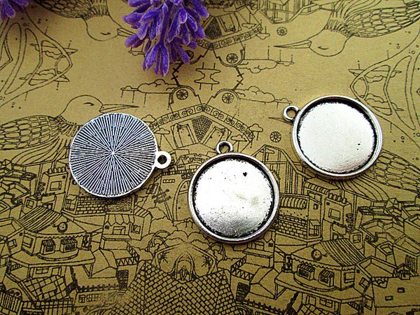 45pcs--antique silver tone cameo cabochon base settings charm pendants, inner size 18mm, Bronze;silver
45pcs--antique silver tone cameo cabochon base settings charm pendants, inner size 18mm, Bronze;silver
