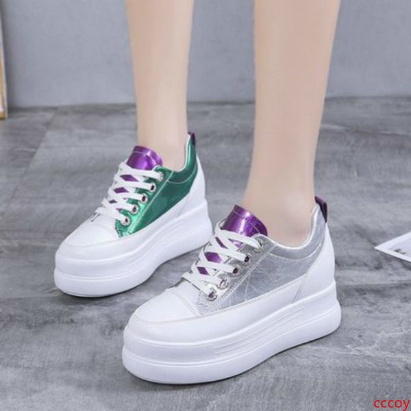 thick bottom increased brown shoes female 2019 new korean version of temperament students harajuku ulzzang tide causal shoes fashion shoes 
thick bottom increased brown shoes female 2019 new korean version of temperament students harajuku ulzzang tide causal shoes fashion shoes
