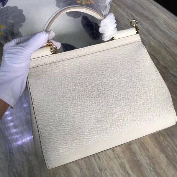 2017 genuine leather bags women flower print shoulder bag designer women handbags sac femme bao bao luxury womens messenger bags
2017 genuine leather bags women flower print shoulder bag designer women handbags sac femme bao bao luxury womens messenger bags