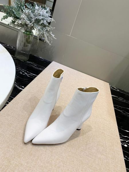 quality boots casual shoes slippers sandals designer shoes huaraches flip flops loafers scuffs for woman buttermilk skin, Black
quality boots casual shoes slippers sandals designer shoes huaraches flip flops loafers scuffs for woman buttermilk skin, Black