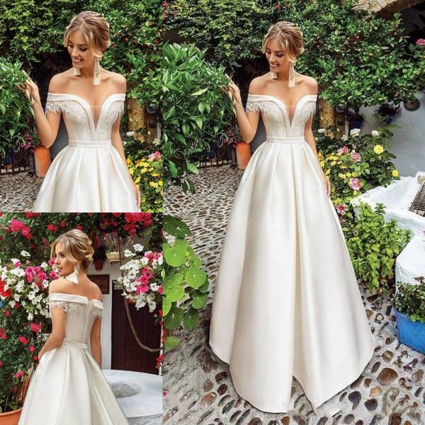 bohemian beach 2020 satin wedding dresses off the shoulder lace appliqued a line abiti da sposa custom made bridal gowns, White
bohemian beach 2020 satin wedding dresses off the shoulder lace appliqued a line abiti da sposa custom made bridal gowns, White