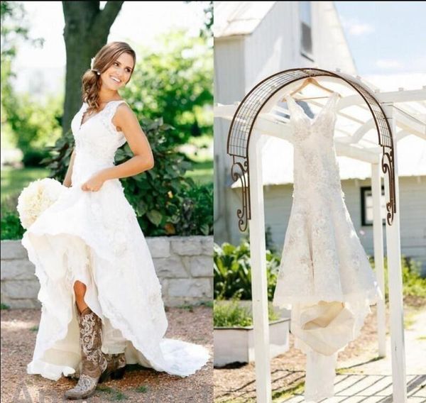 charming country ivory wedding dresses 2018 v neck lace ruched sweep train appliques garden beach bridal gowns vestido de novia plus size, White
charming country ivory wedding dresses 2018 v neck lace ruched sweep train appliques garden beach bridal gowns vestido de novia plus size, White