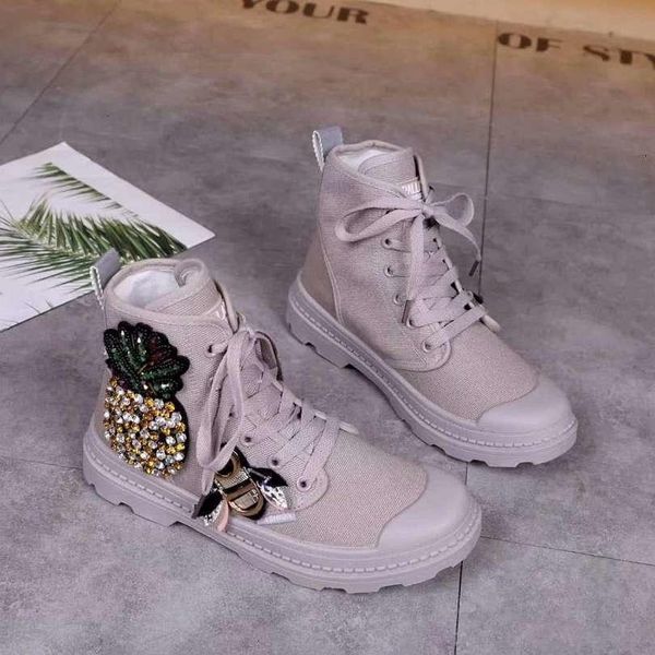 new spring and autumn comfortable breathable leisure lady fashion short boots 110203, Black
new spring and autumn comfortable breathable leisure lady fashion short boots 110203, Black