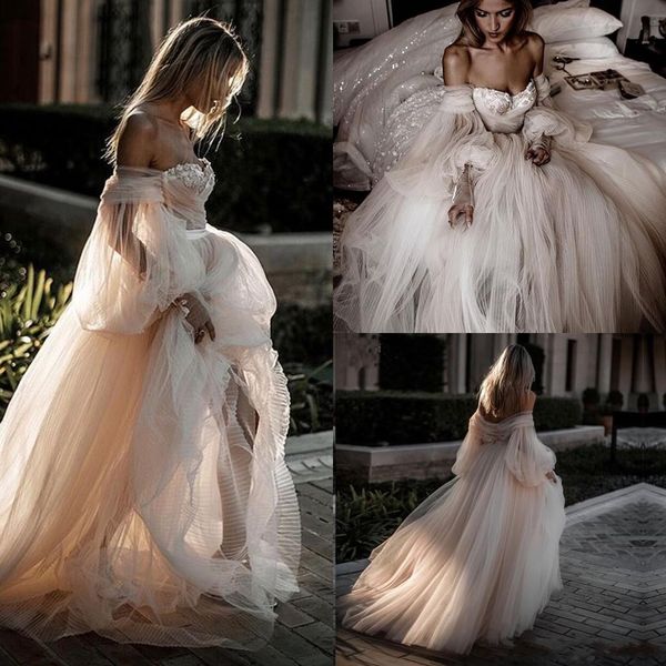 stunning full tulle skirt wedding dresses 2019 romantic lantern sleeve fairytale countryside bridal gowns wedding vestidos, White
stunning full tulle skirt wedding dresses 2019 romantic lantern sleeve fairytale countryside bridal gowns wedding vestidos, White